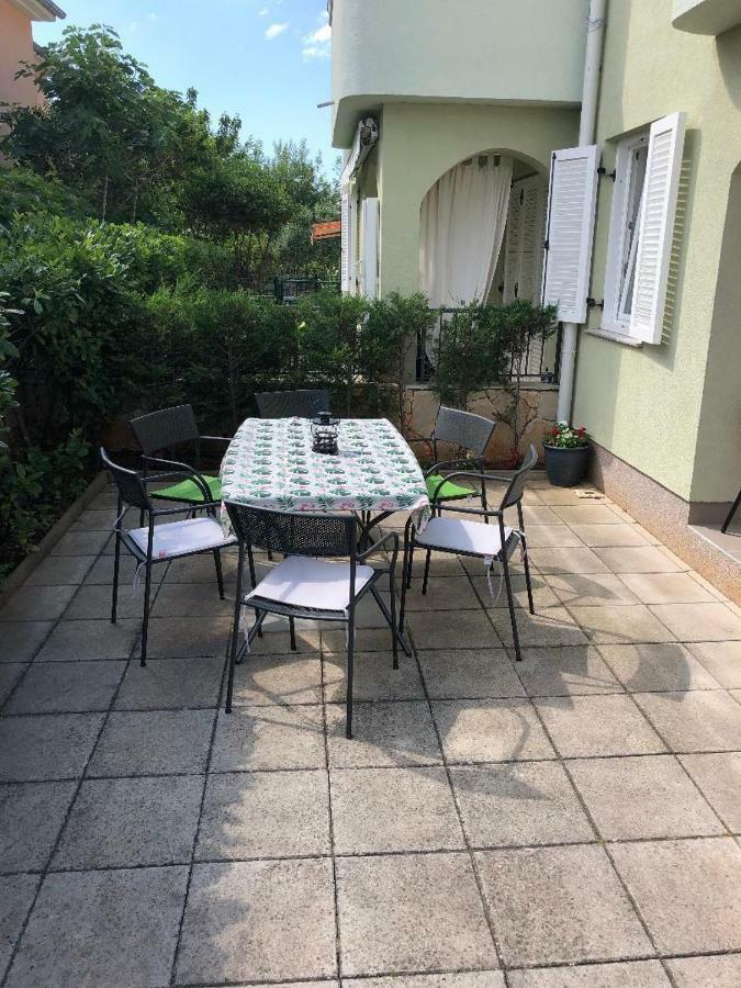 Apartman Igor Čižići Exterior foto